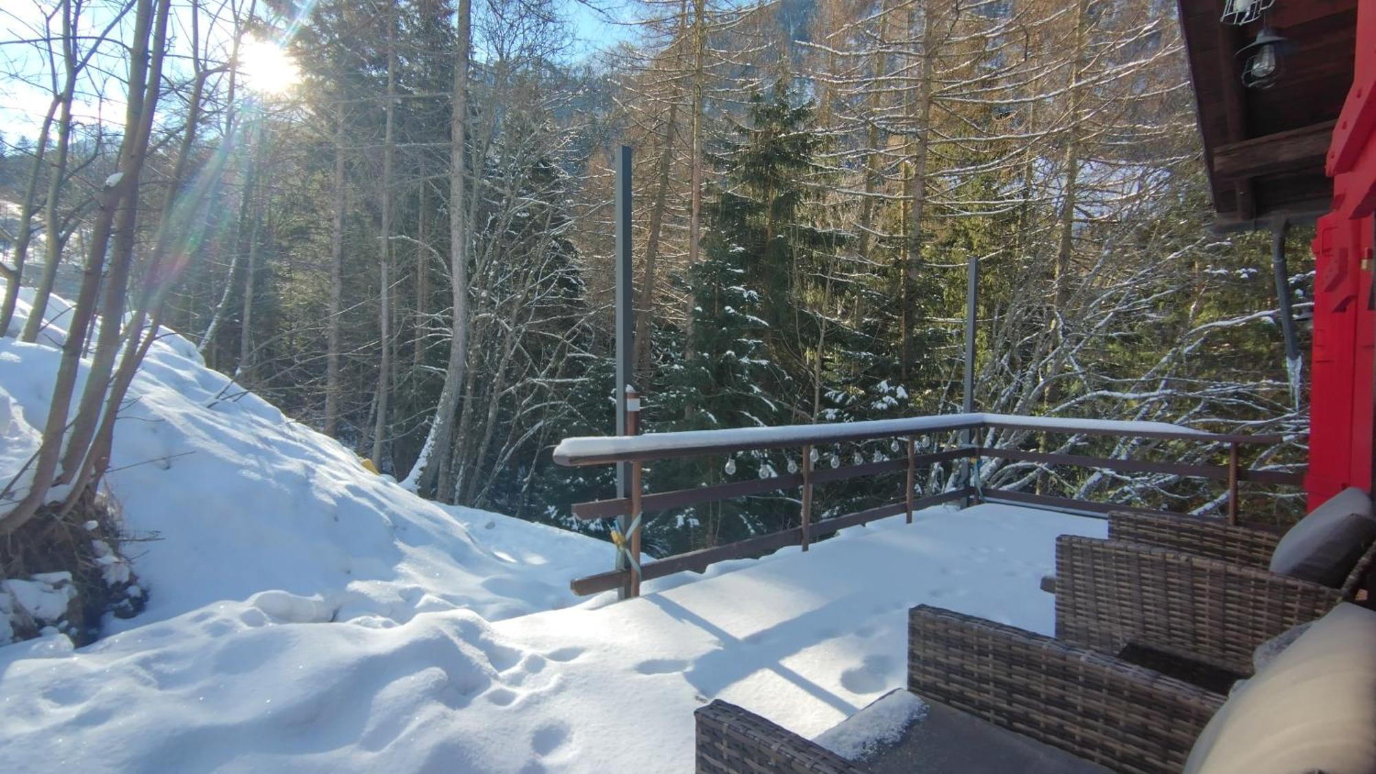 Petit Chalet Rustique Et Bucolique Bovernier Buitenkant foto