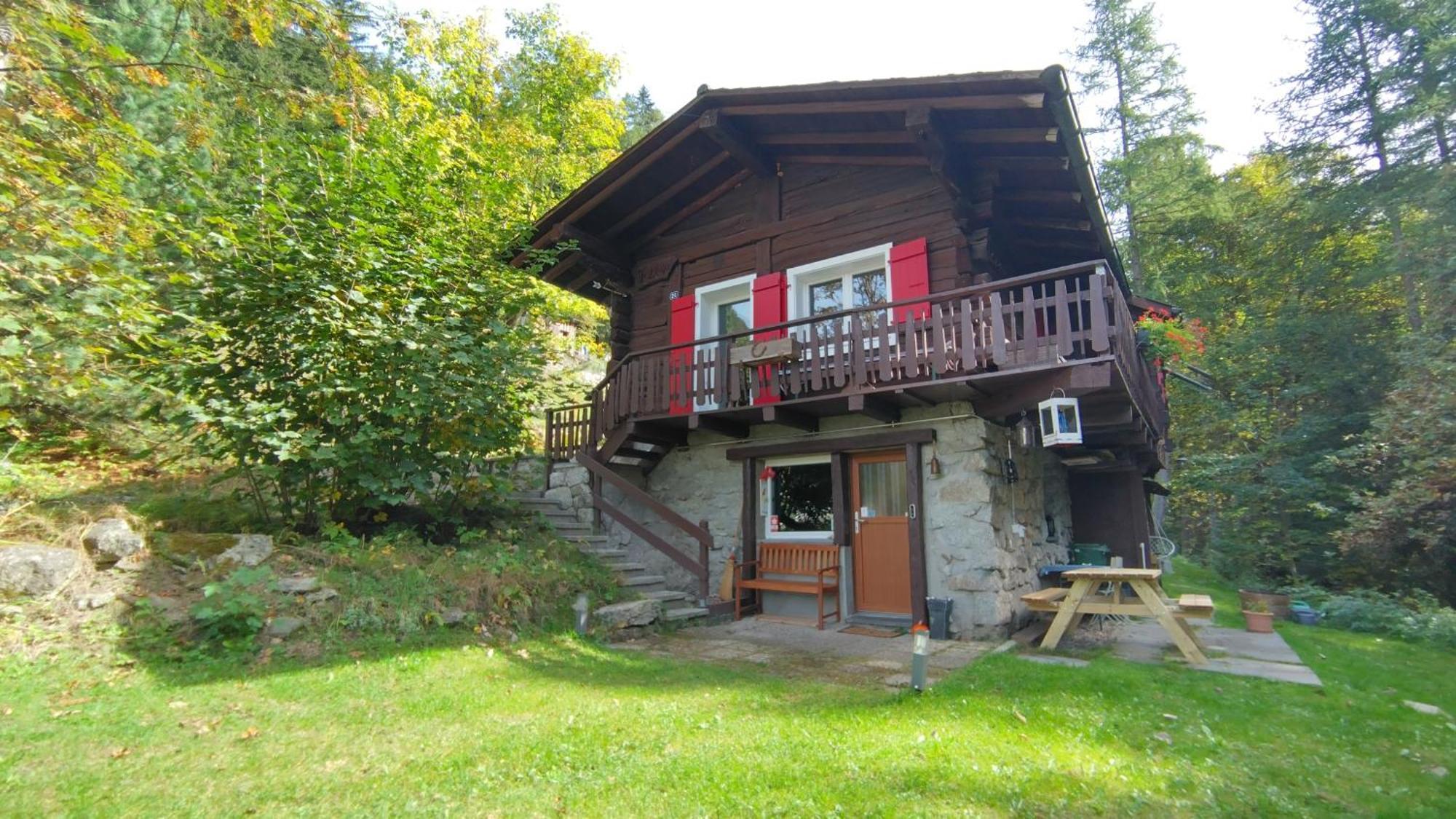 Petit Chalet Rustique Et Bucolique Bovernier Buitenkant foto