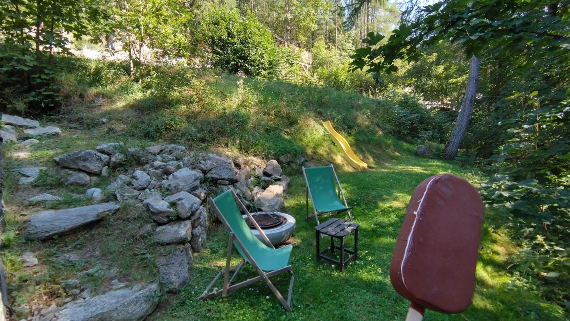 Petit Chalet Rustique Et Bucolique Bovernier Buitenkant foto
