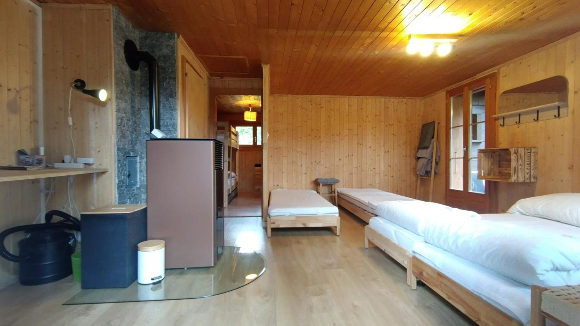 Petit Chalet Rustique Et Bucolique Bovernier Buitenkant foto